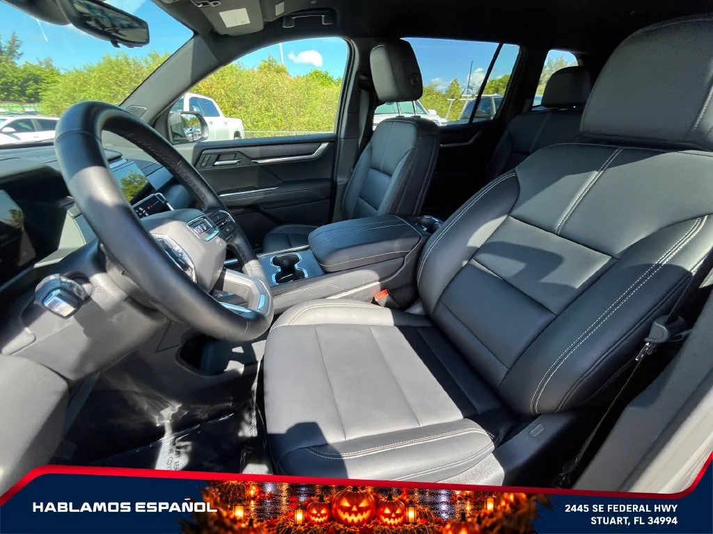 Used 2026 Sterling Metallic GMC Elevation image 10