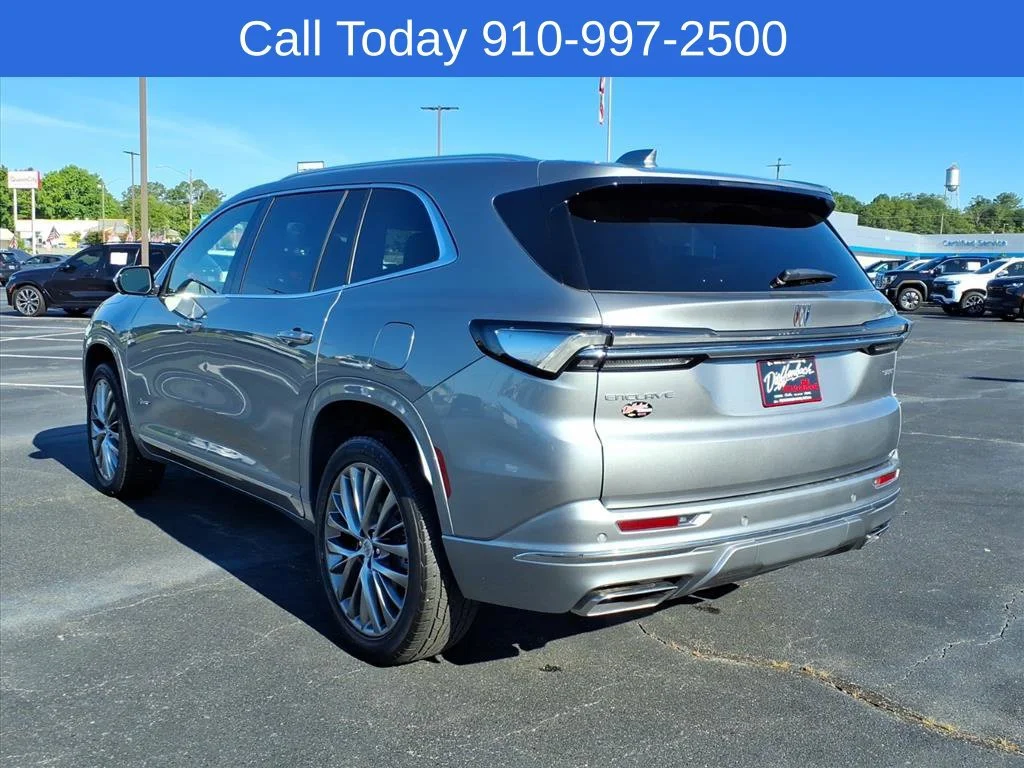 Used 2025 Moonstone Gray Metallic Buick Avenir image 6