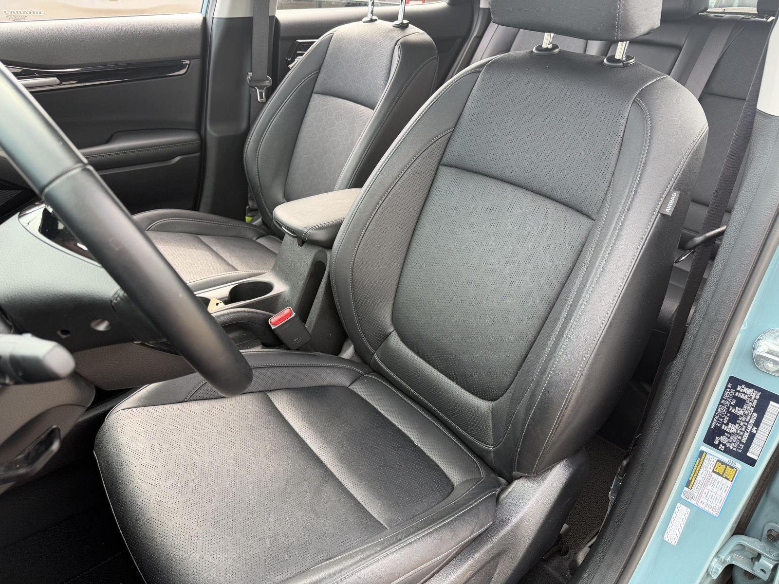 Used 2025 Pluton Blue Kia EX image 16