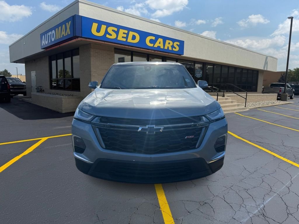 Used 2023 Sterling Gray Metallic Chevrolet RS image 3