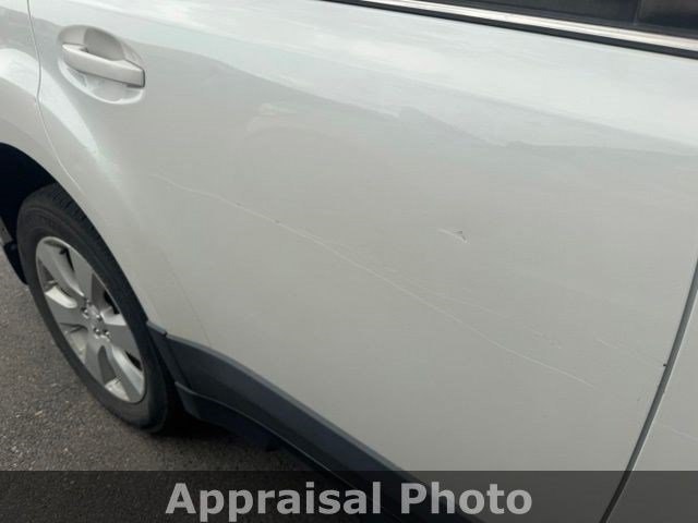 Used 2011 Satin White Pearl Subaru 2.5i Prem AWP image 3