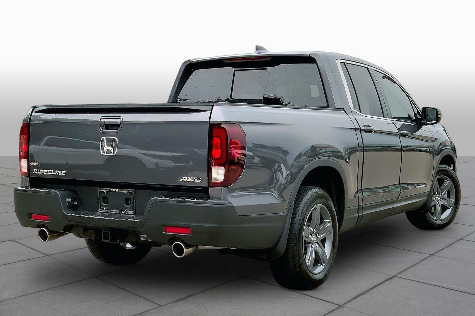 Certified Used 2023 Modern Steel Metallic Honda RTL image 13
