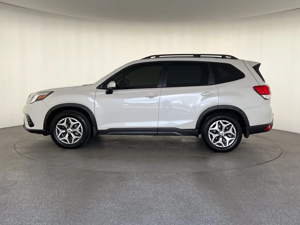 Certified Used 2023 White Subaru Premium image 9