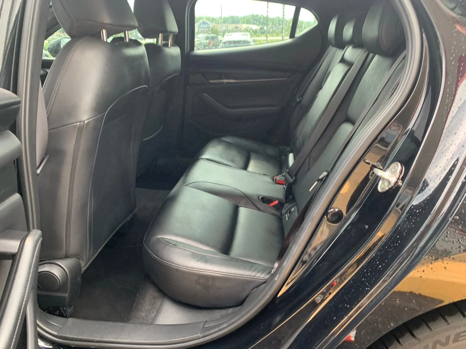 Used 2021 Black Mazda Select image 20