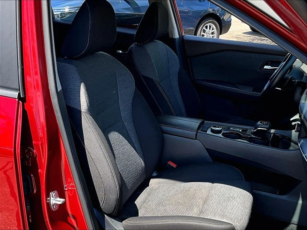 Used 2023 Red Nissan SV image 11