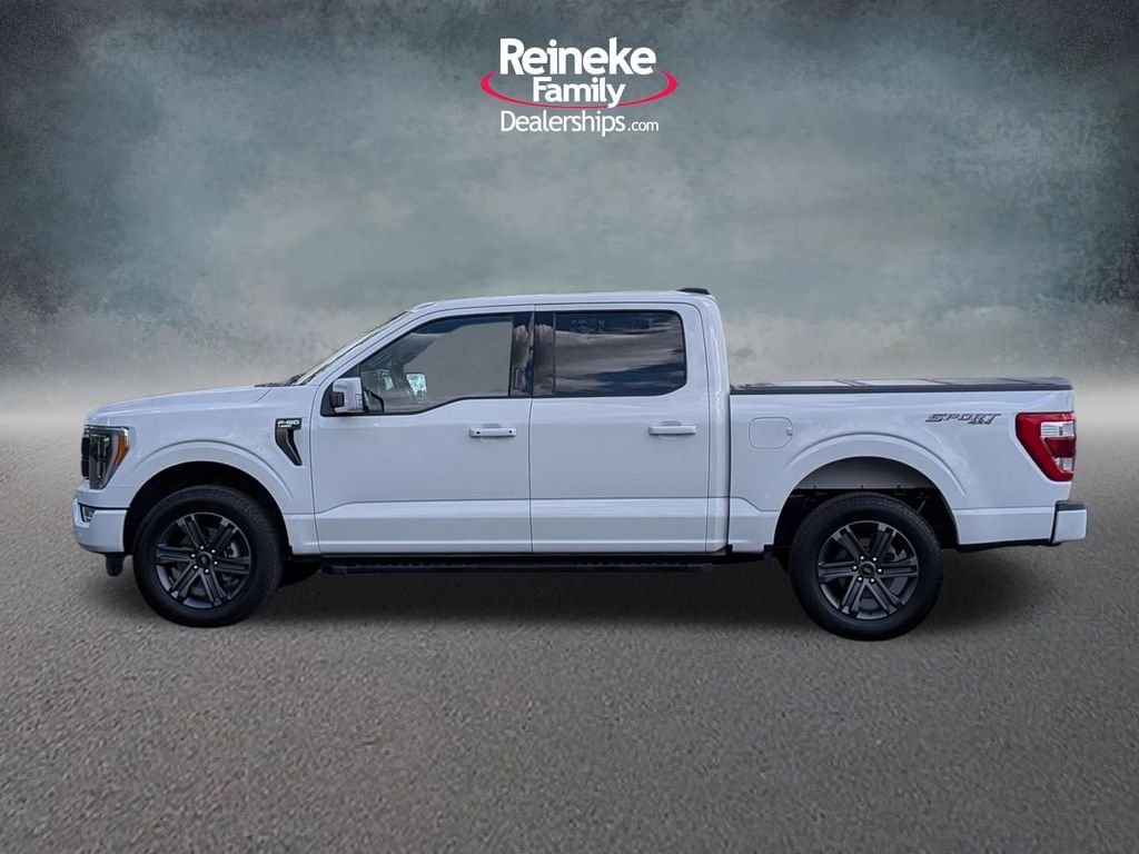 Used 2023  Ford Lariat image 9