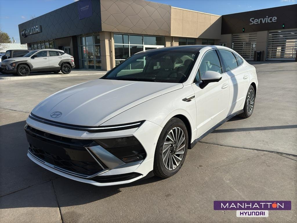 2025 Hyundai Sonata Limited's photo