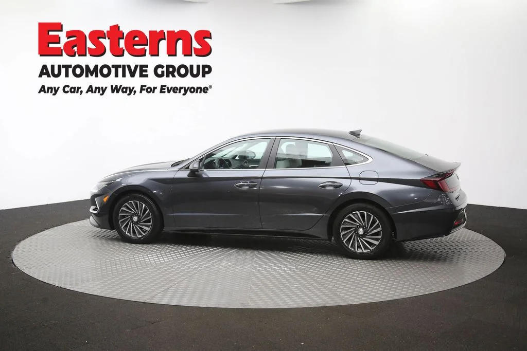 Used 2023 Gray Hyundai SEL image 63