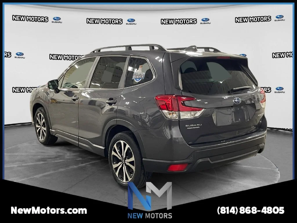 Used 2023 Magnetite Gray Metallic Subaru Limited image 3
