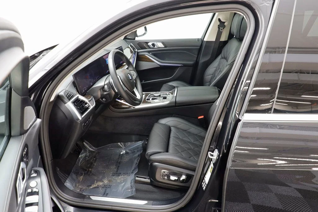 2026 BMW X7 40i - Photo 6