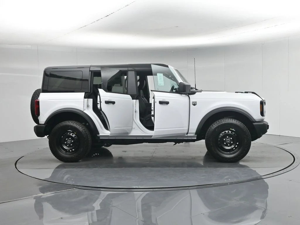 New 2026 Oxford White Ford Big Bend image 4