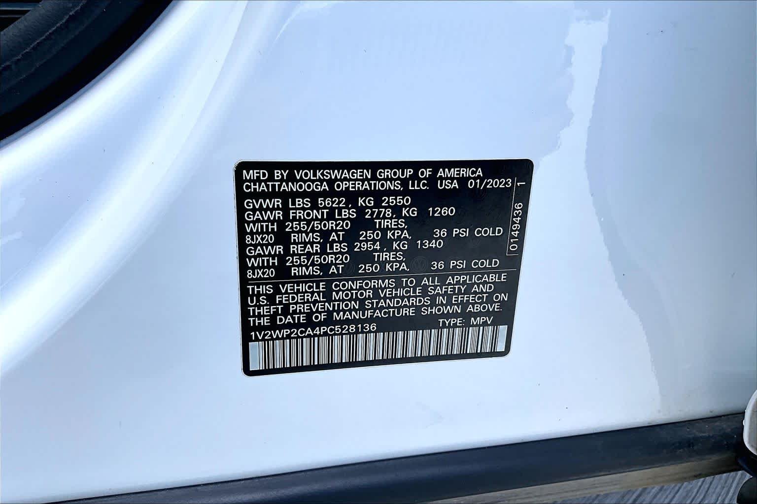 Used 2023 Pure White Volkswagen 2.0T SE w/Technology image 34