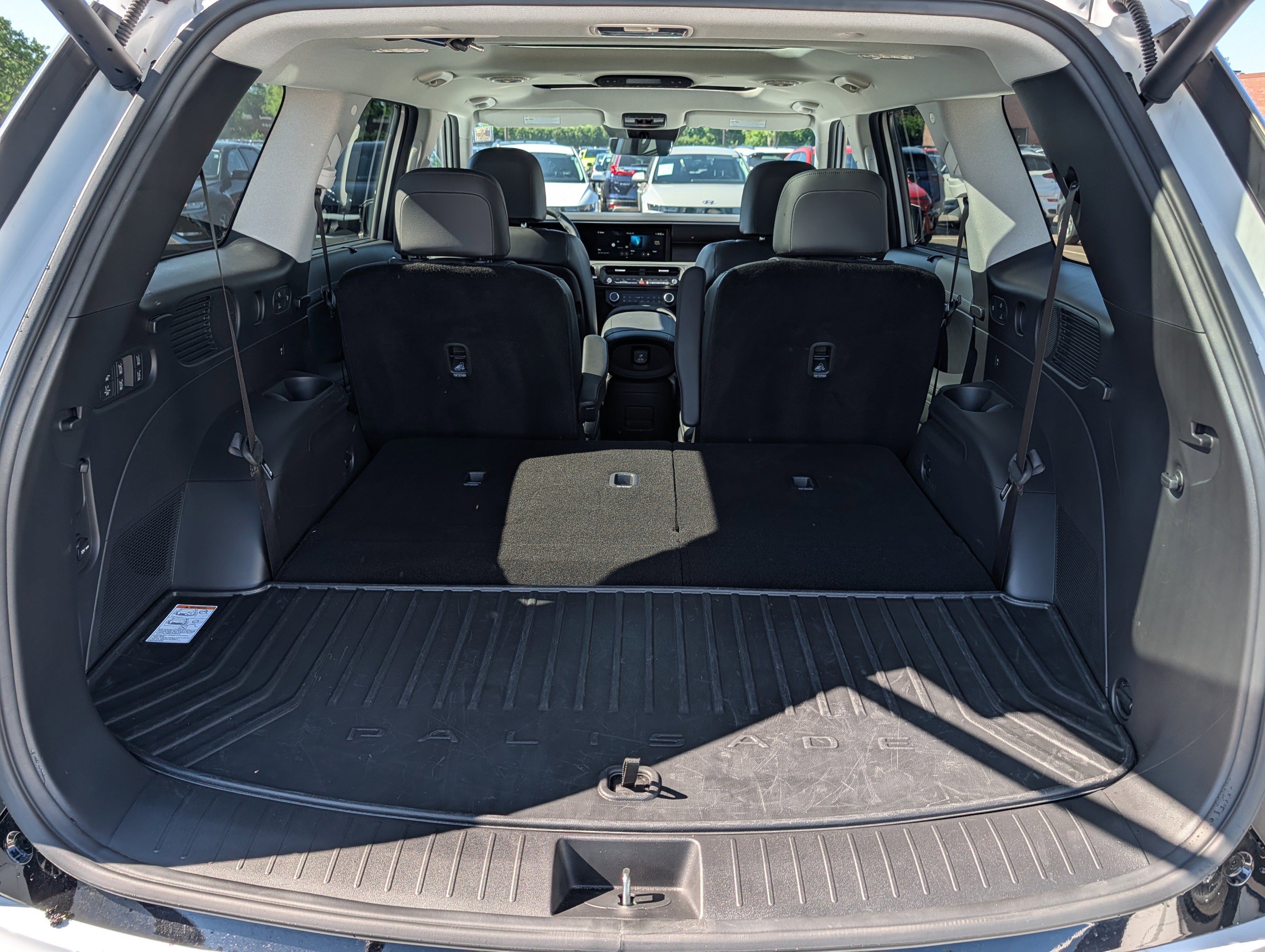 2026 Hyundai Palisade Limited - Photo 18