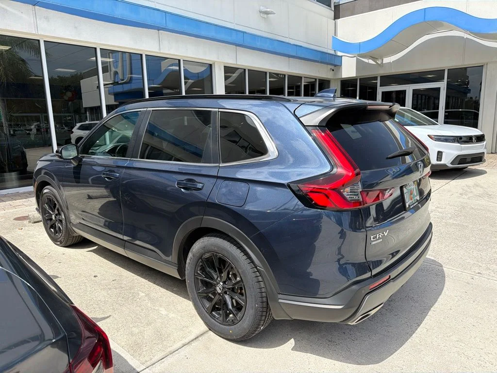 Certified Used 2025 Canyon River Blue Metallic Honda Sport-L image 9