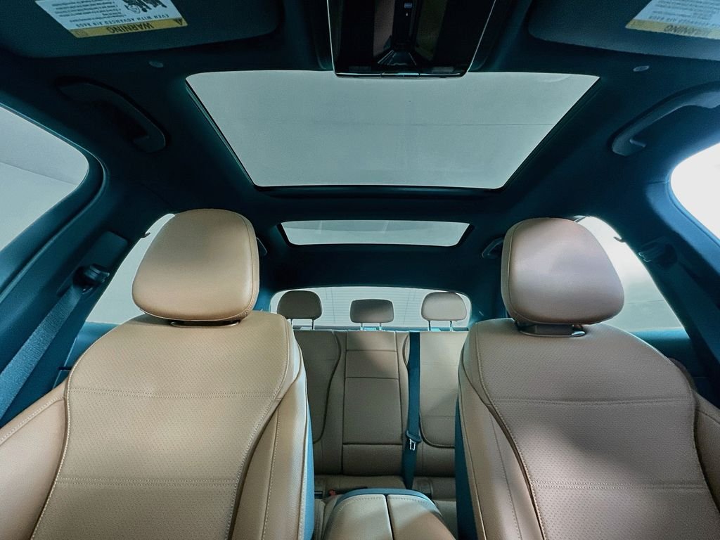 New 2026 Polar White Mercedes-Benz C 300 image 22