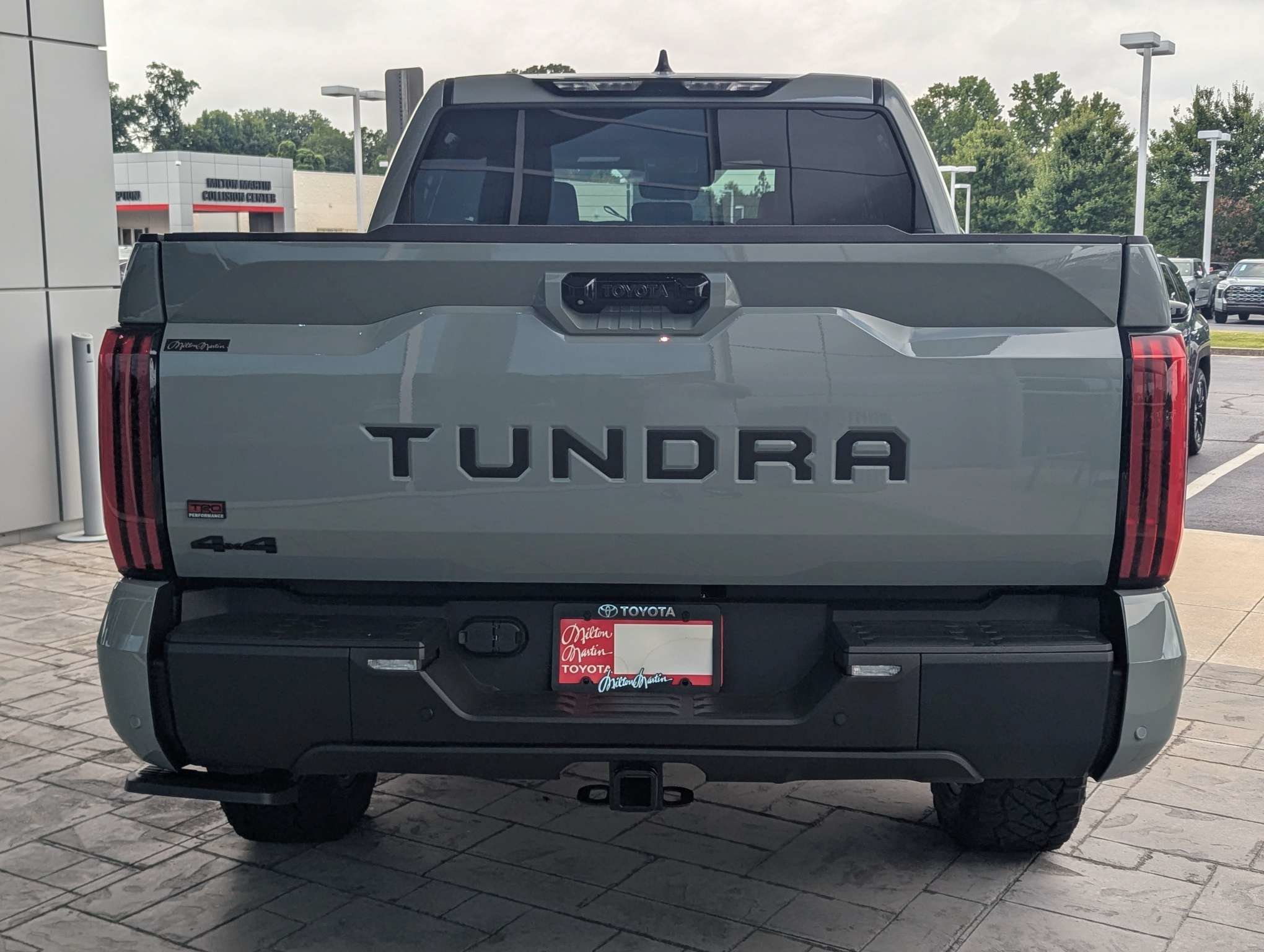 2026 Toyota Tundra Limited - Photo 11