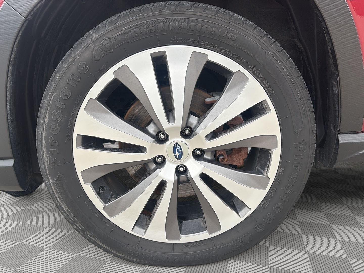 Used 2022 Crimson Red Pearl Subaru Limited image 4