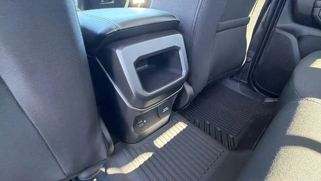 New 2026 Avalanche Ford XLT image 18