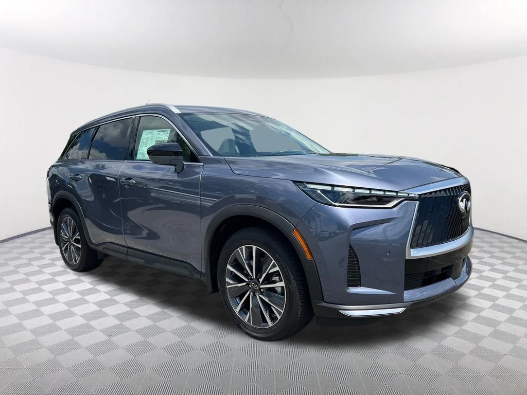 New 2027 MOONBOW BLUE INFINITI Luxe FWD image 3