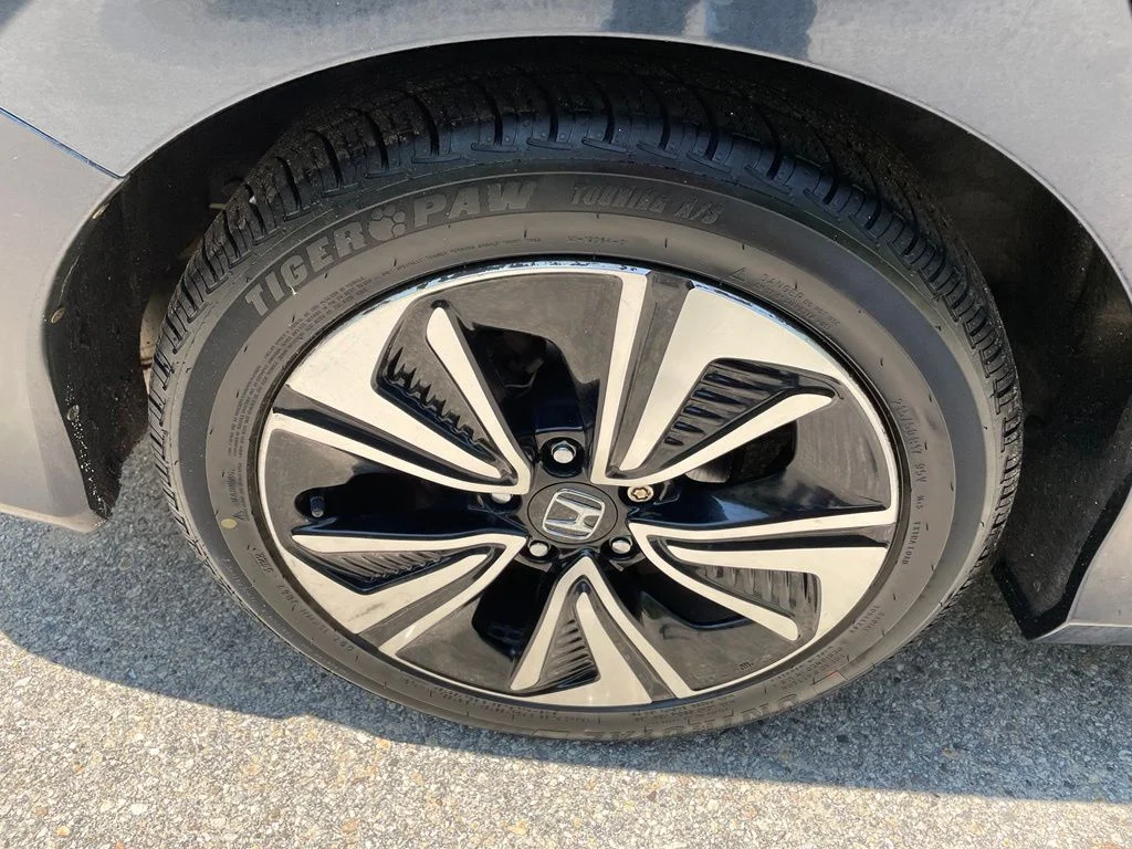 Used 2017 Blue Honda EX-L image 6