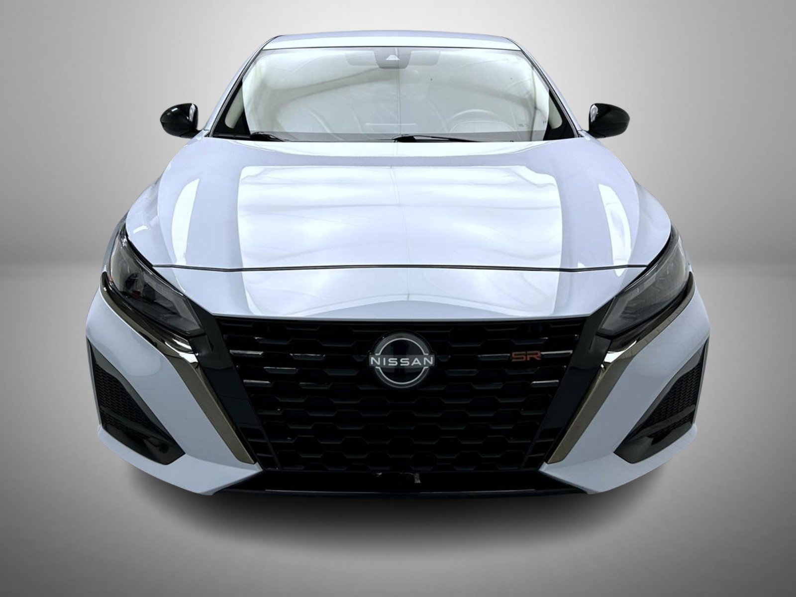 Used 2024 Gray Nissan 2.5 SR image 2