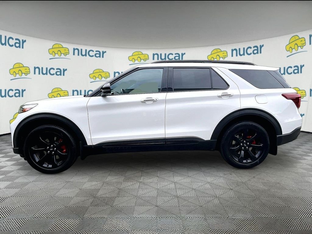 Used 2021 White Ford ST image 4