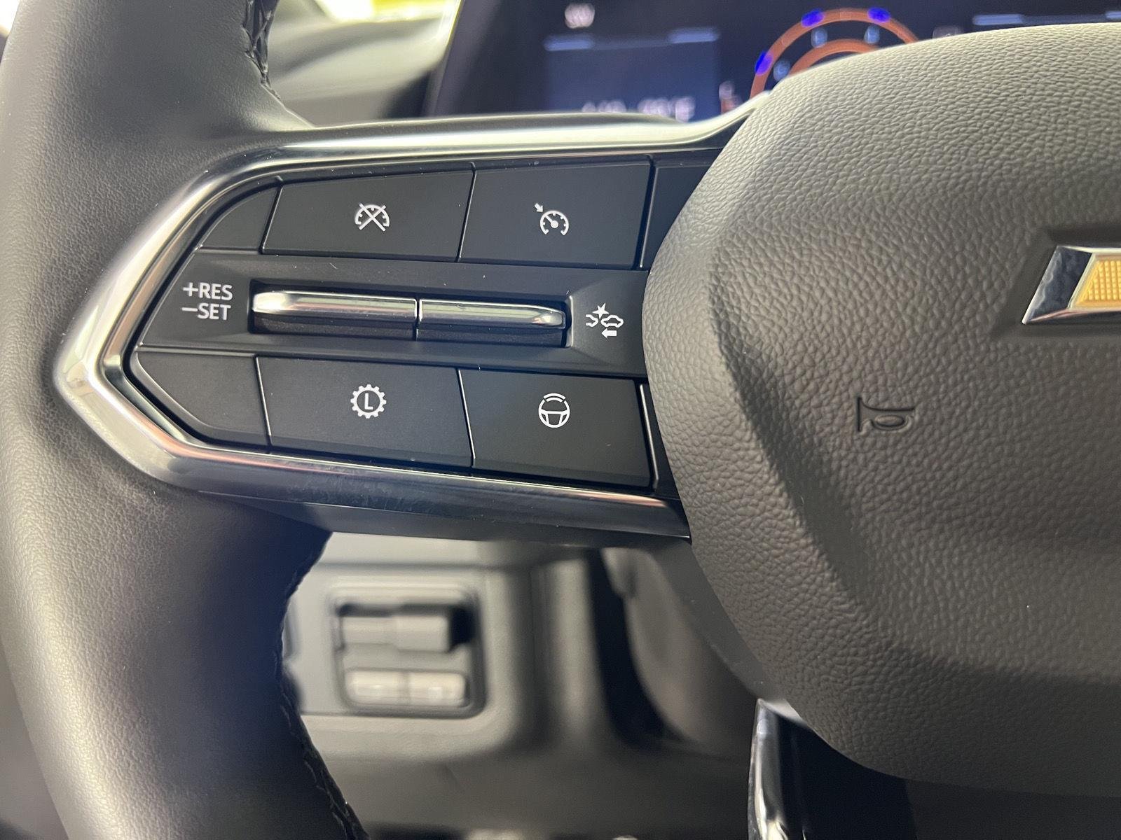 Used 2025 Sterling Gray Metallic Chevrolet High Country image 10