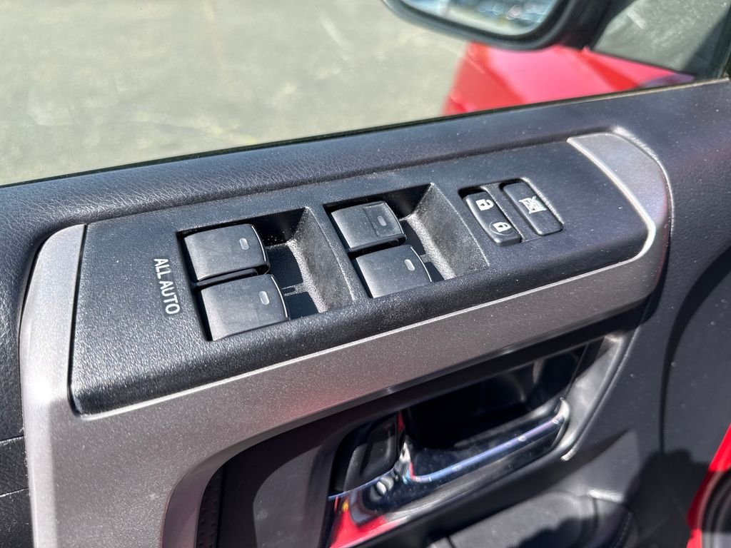 Used 2014 Red Toyota Limited image 14