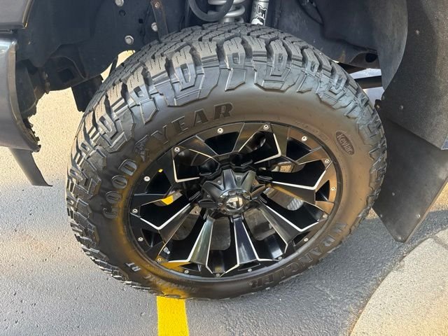 Used 2019 Gray Ford Platinum image 3
