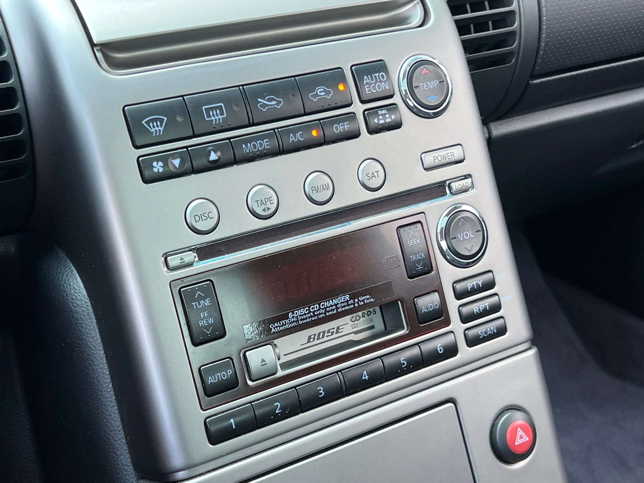 Used 2003  INFINITI Base image 25