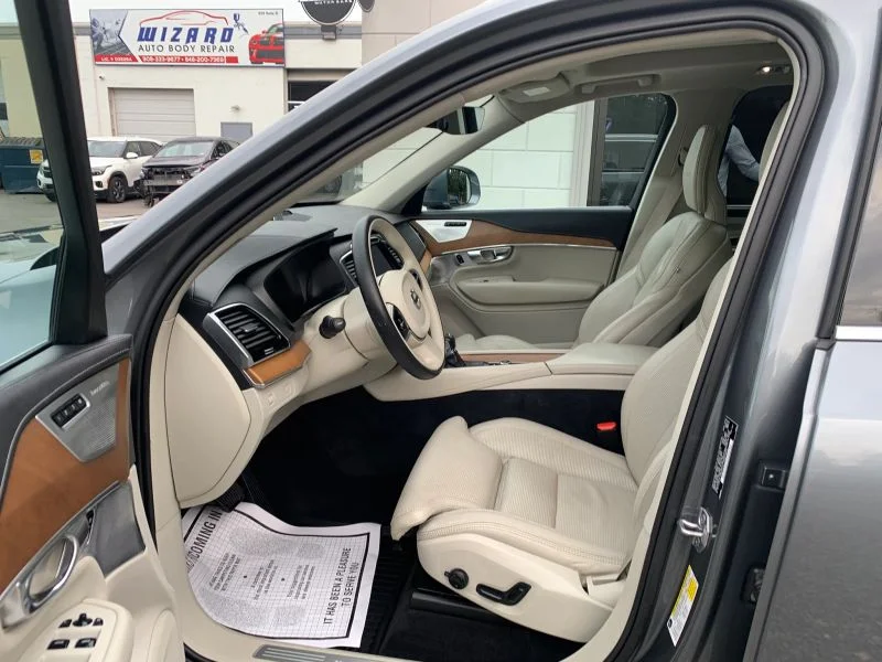 Used 2019 Gray Volvo T6 Inscription Sport Utility 4D image 17