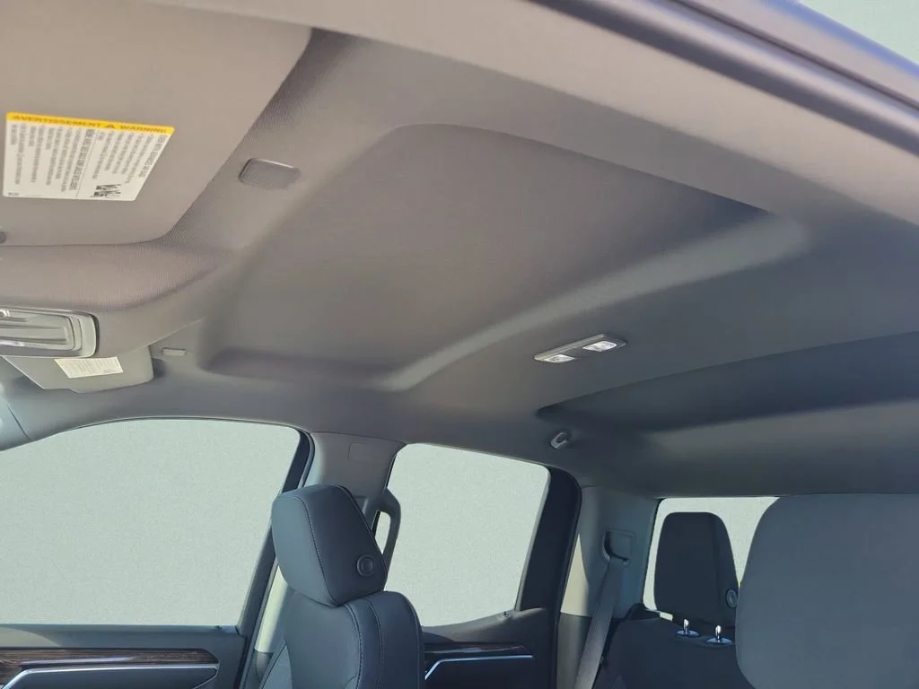 New 2026 Summit White GMC Elevation image 17