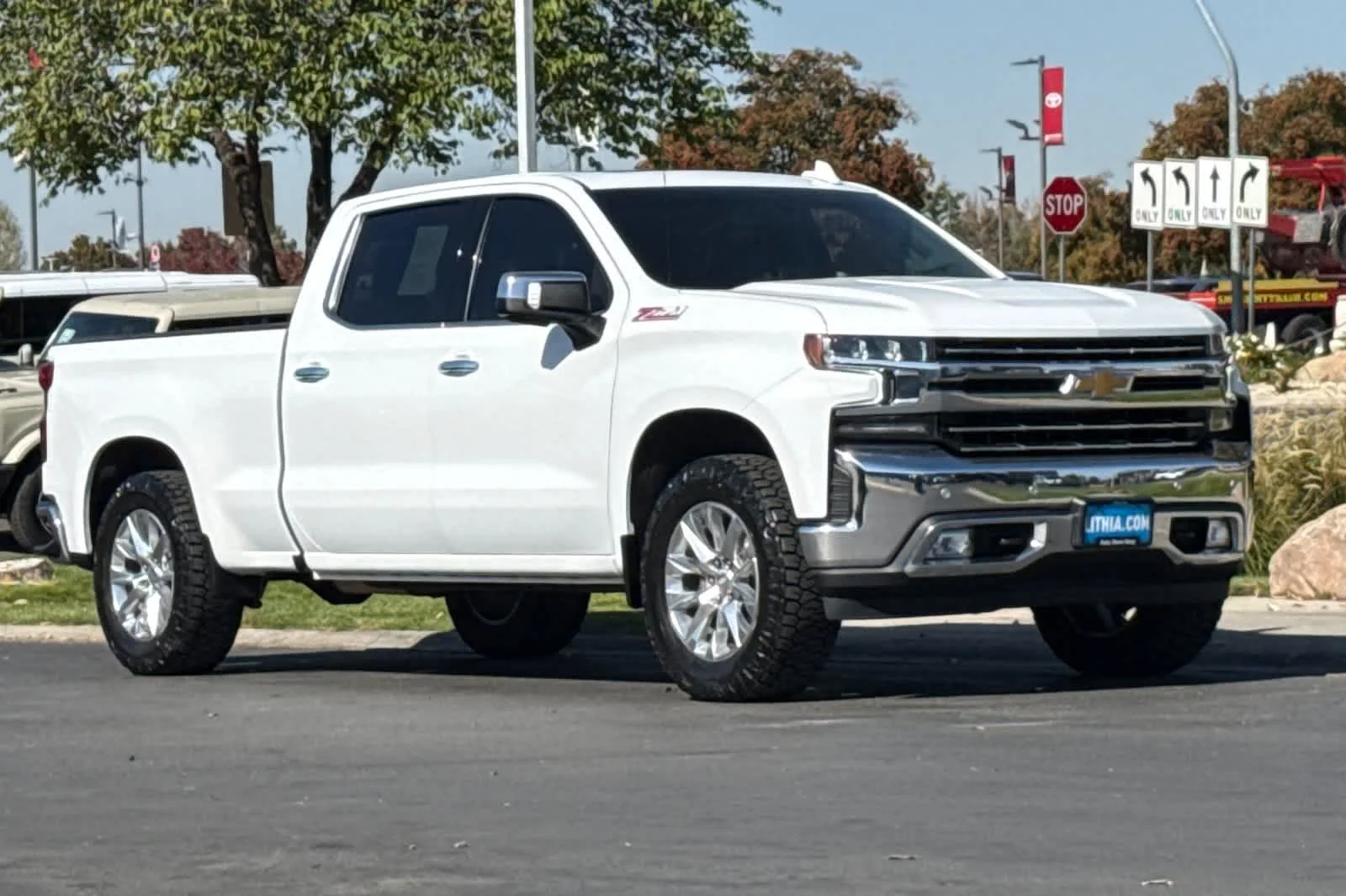 Used 2021 Summit White Chevrolet LTZ image 9