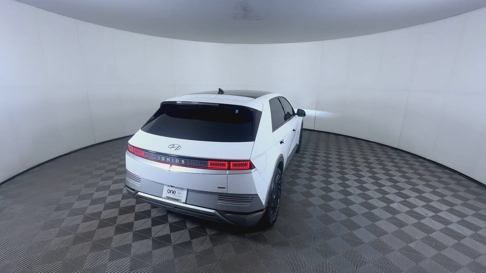 Certified Used 2024 Atlas White Hyundai Limited image 8