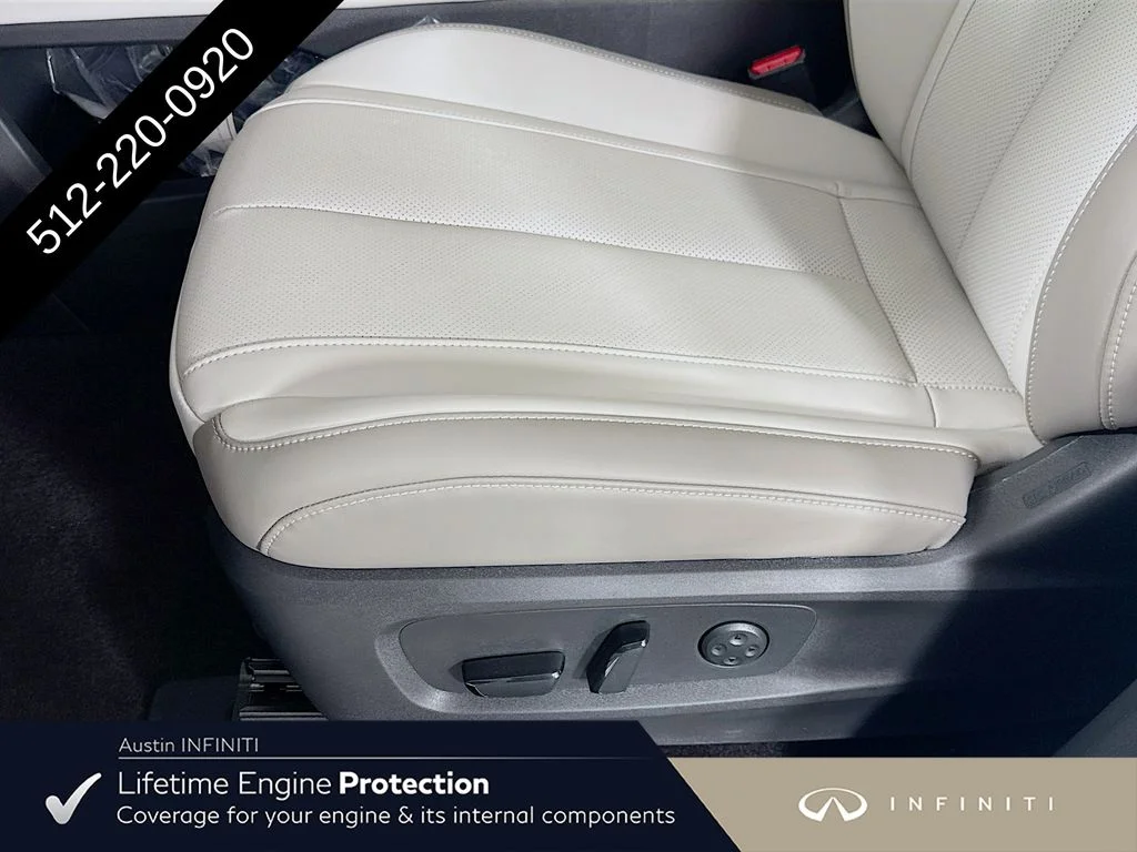 New 2027 RADIANT WHITE INFINITI LUXE image 25