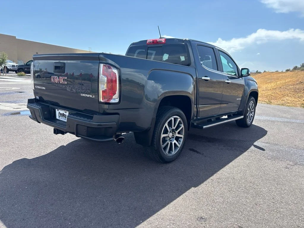 Used 2020 Blue GMC Denali image 5