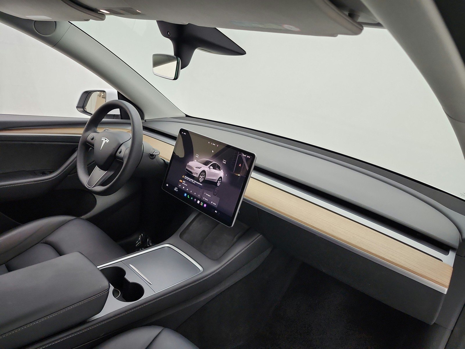 Used 2022 Pearl White Multi-Coat Tesla Long Range AWD image 17