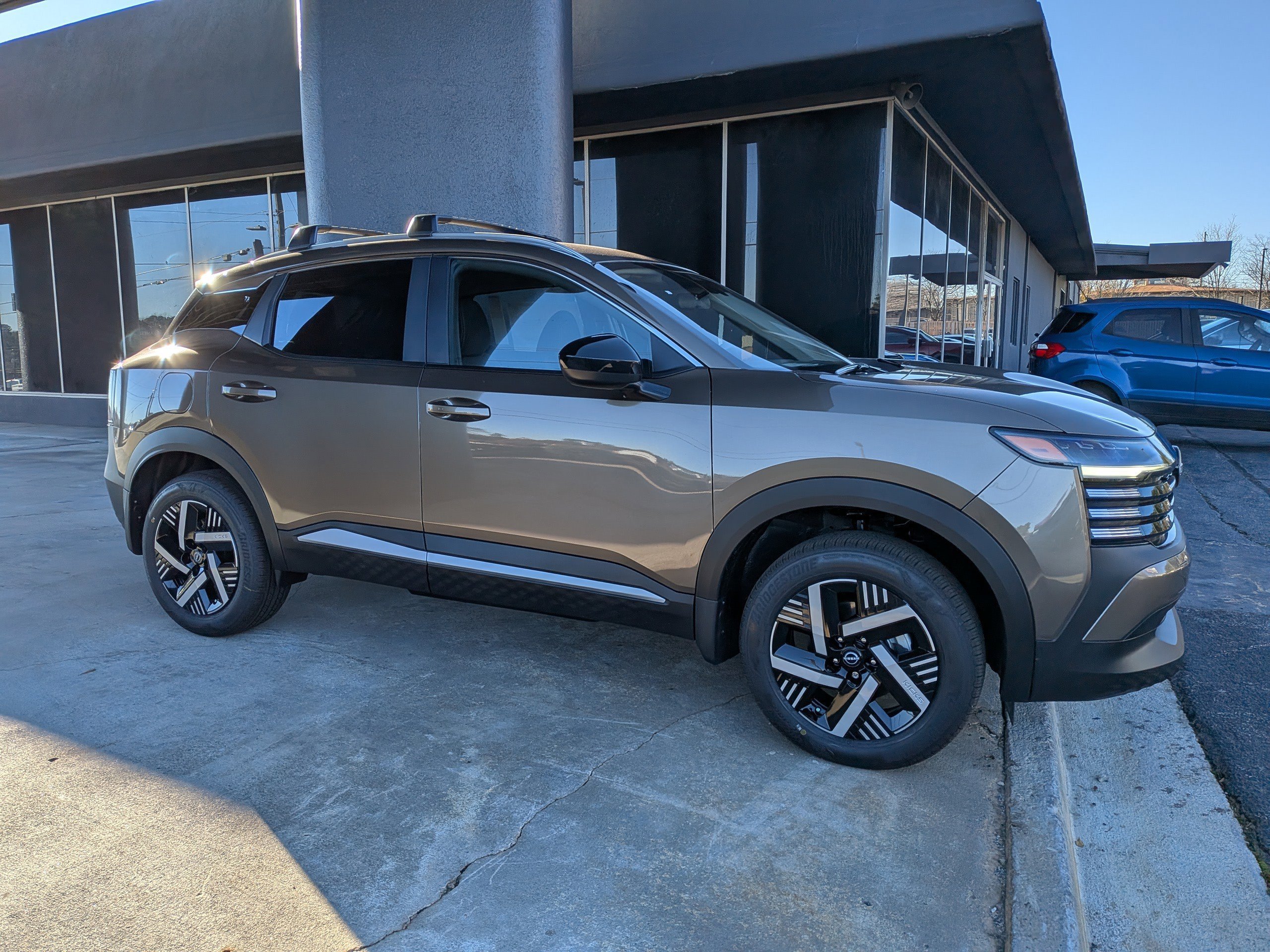 2027 Nissan KICKS SV