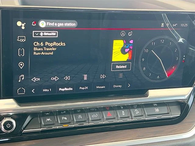 New 2026 Onyx Black GMC SLT image 10
