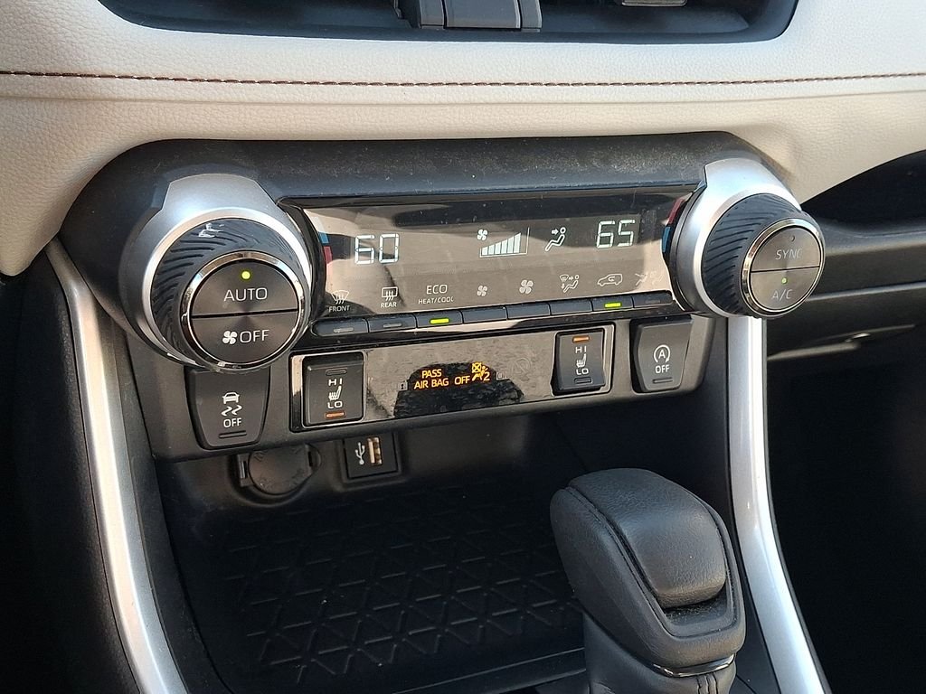 Used 2024 White Toyota XLE image 15