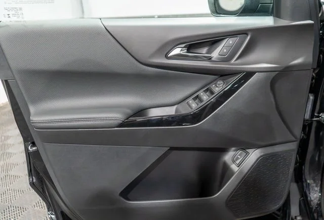 New 2027 Mosaic Black Metallic Chevrolet LT image 12