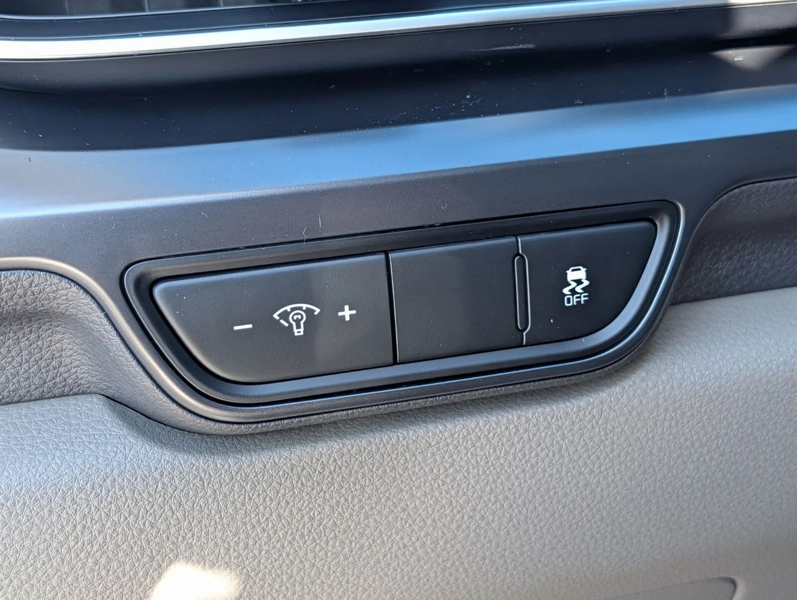 2026 Kia Carnival LXS - Photo 10