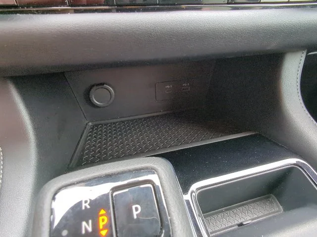 Used 2025 Silver Nissan SV image 19