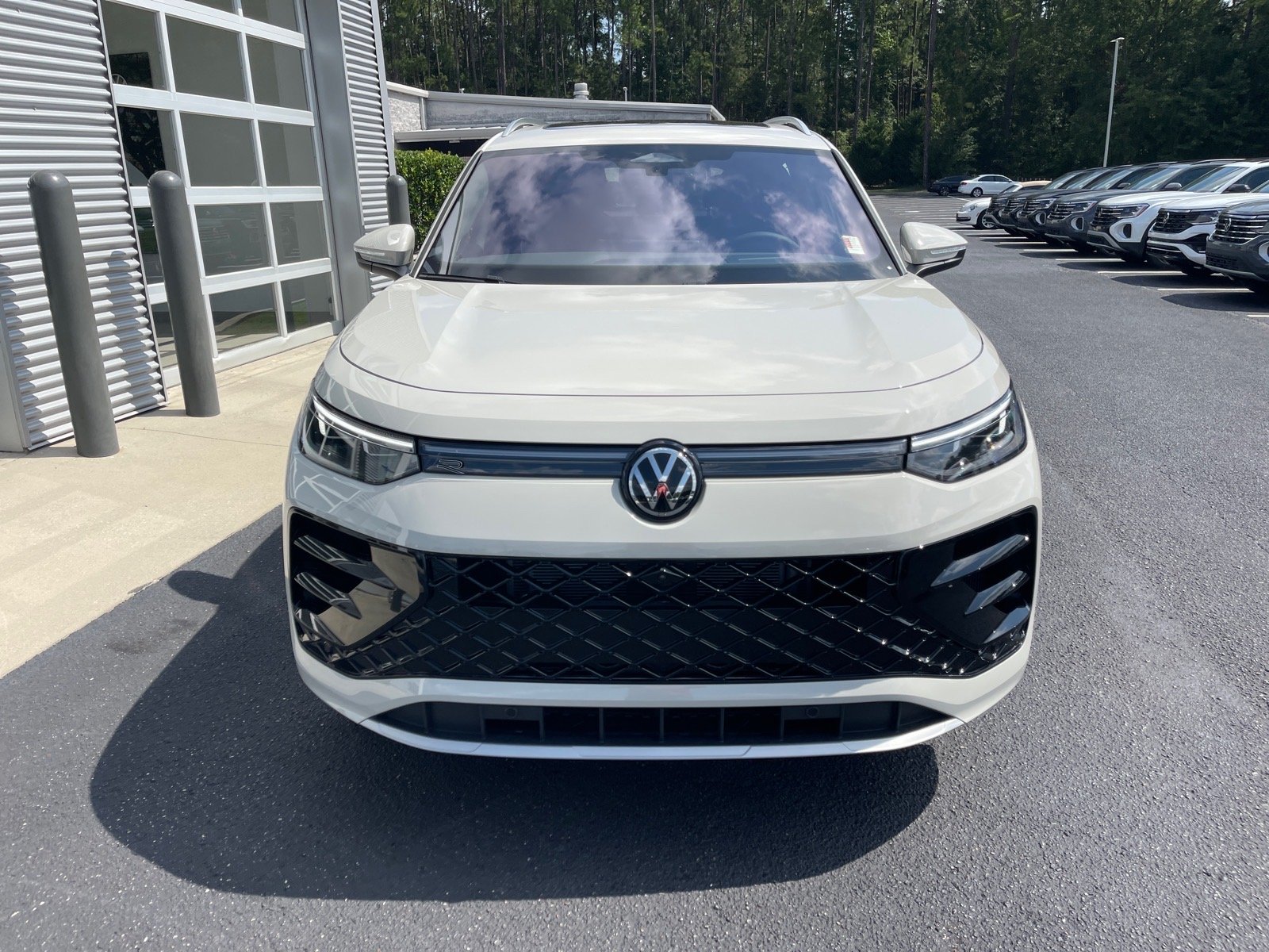 New 2026 Sandstone Volkswagen SEL R-Line Turbo 4Motion image 2