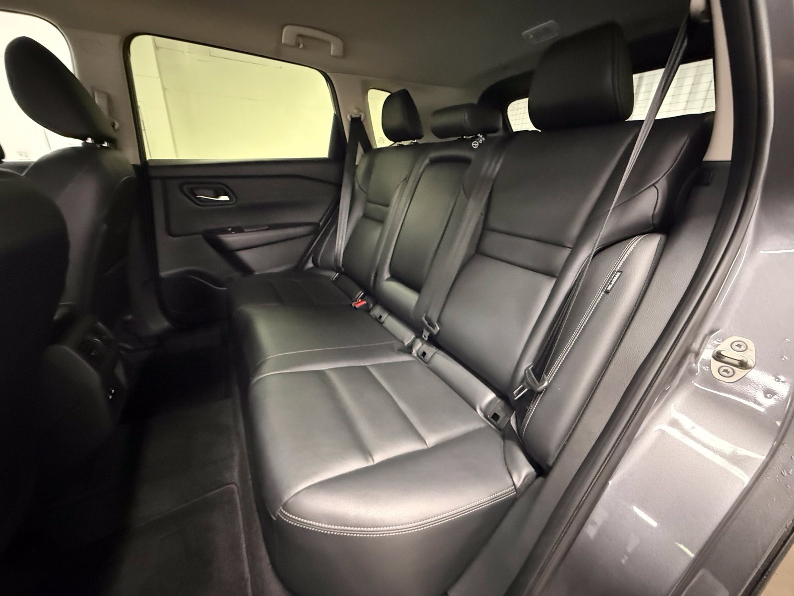 Used 2025 Gray Nissan SL image 22
