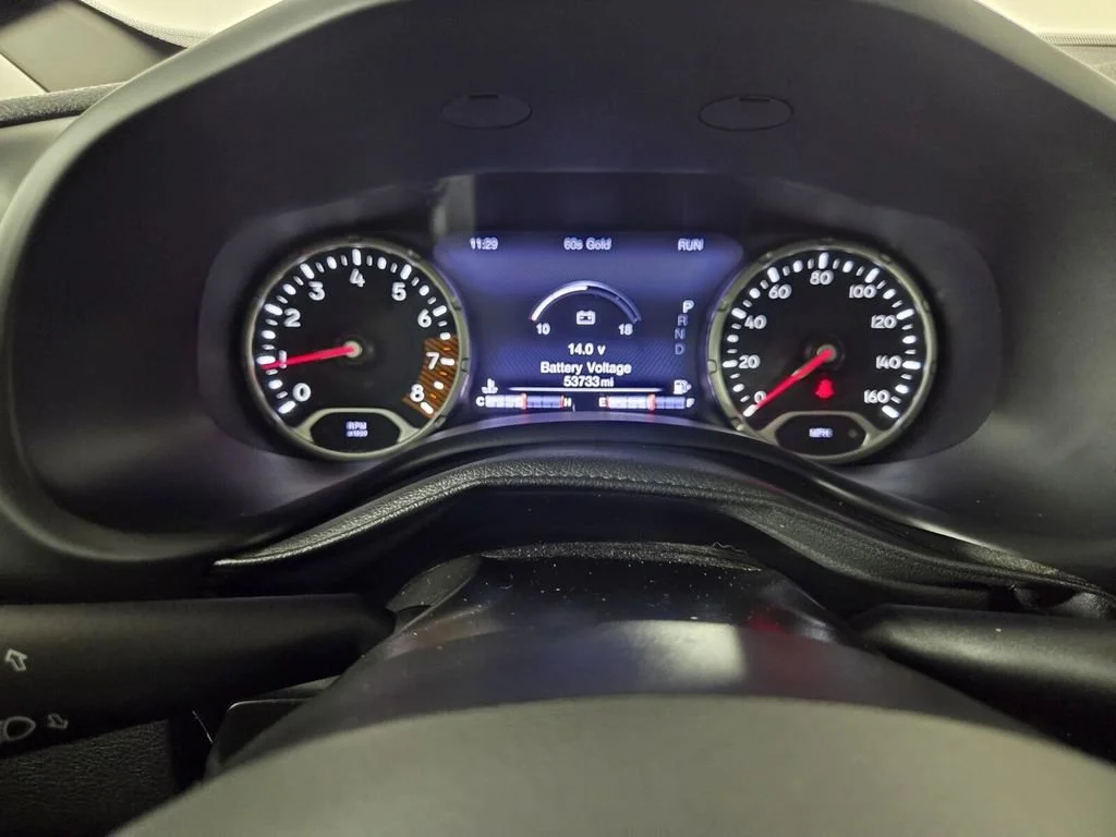 Used 2020 Glacier Metallic Clearcoat Jeep Trailhawk image 15