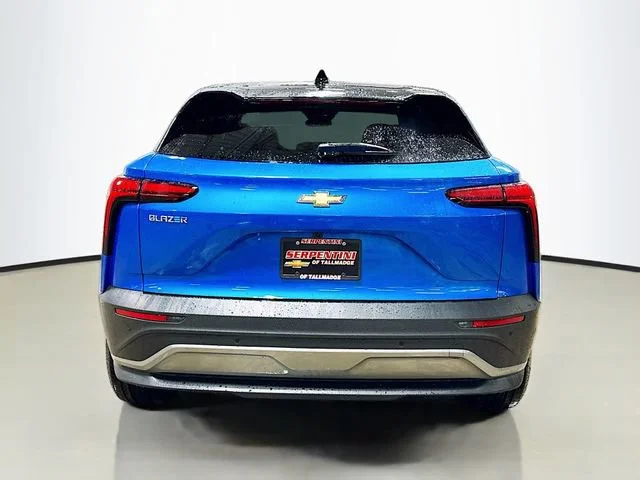 2026 Chevrolet Blazer EV LT - Photo 9