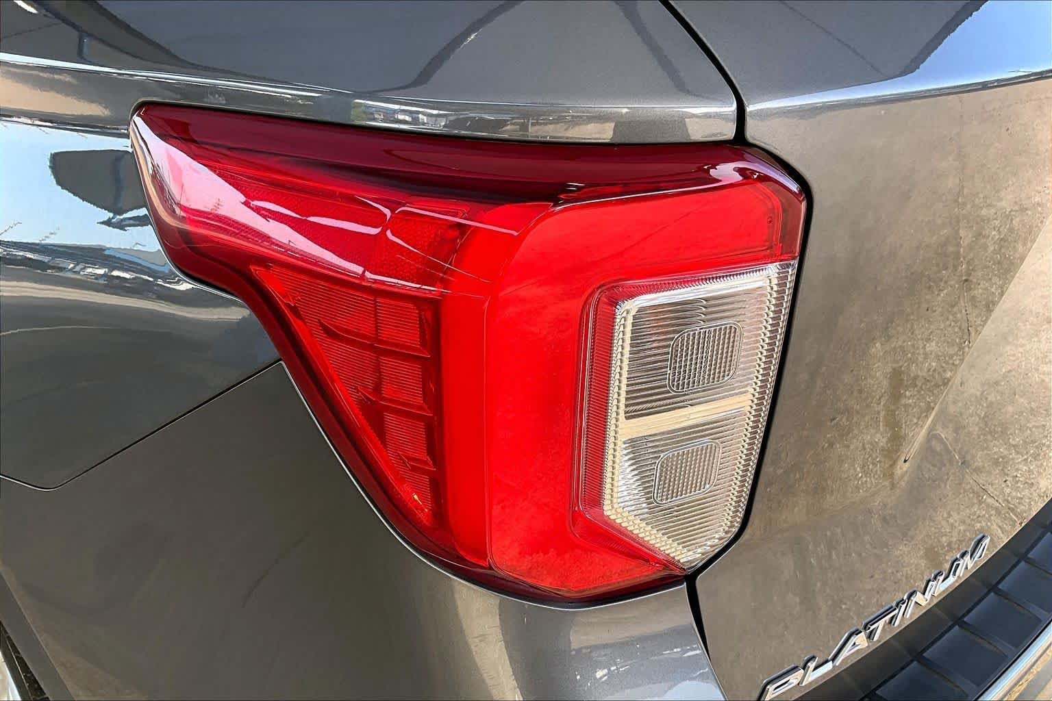 Used 2022 Carbonized Gray Ford Platinum image 29