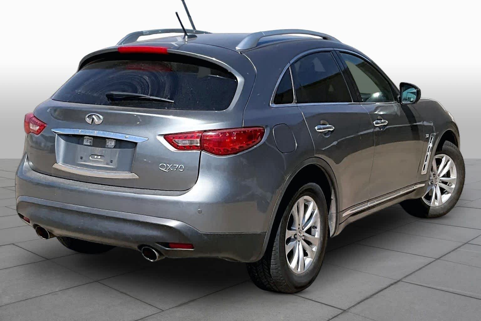 Used 2014 Graphite Shadow INFINITI  image 12