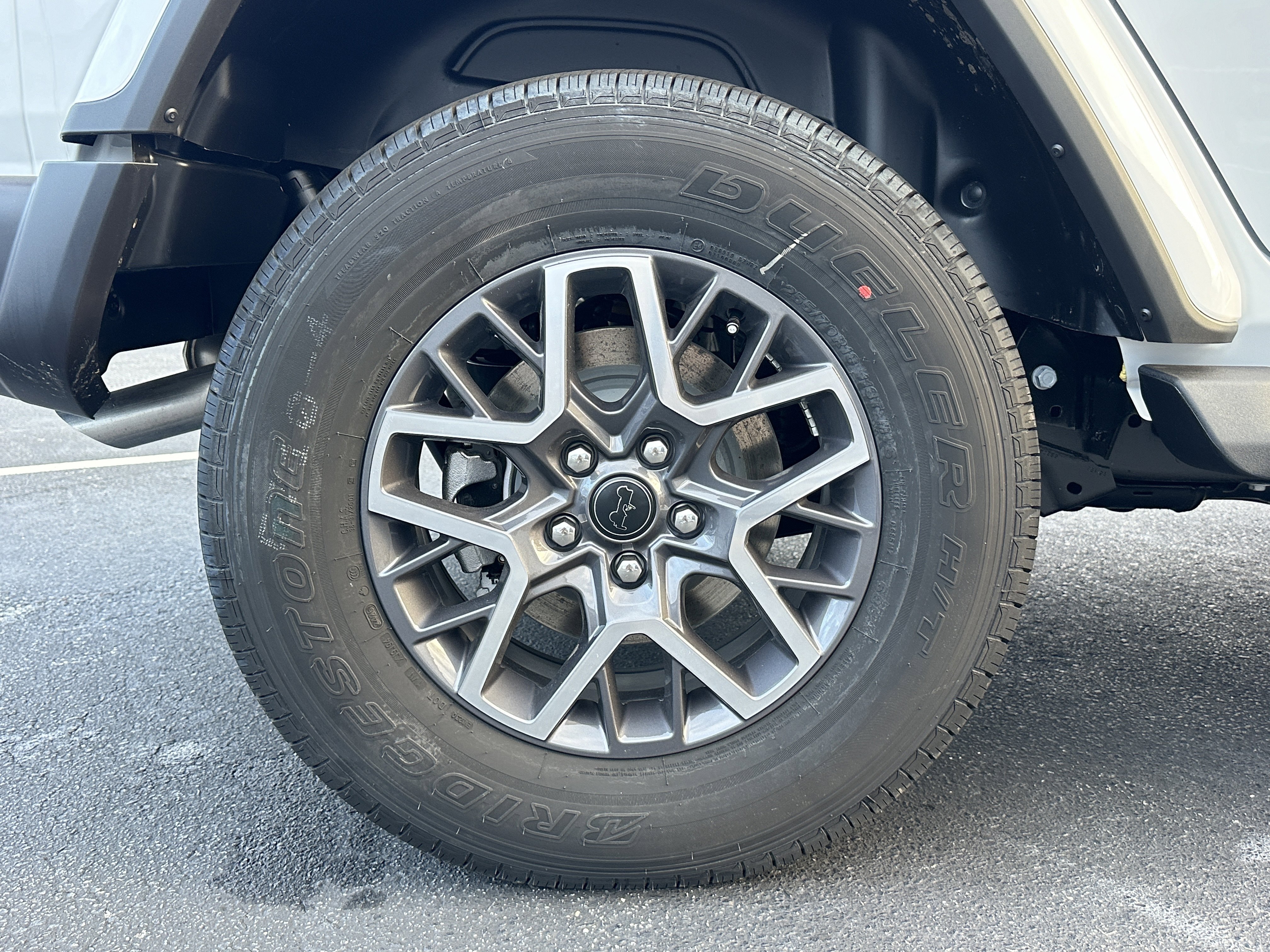 2025 Jeep Wrangler 4-Door Sahara - Photo 18